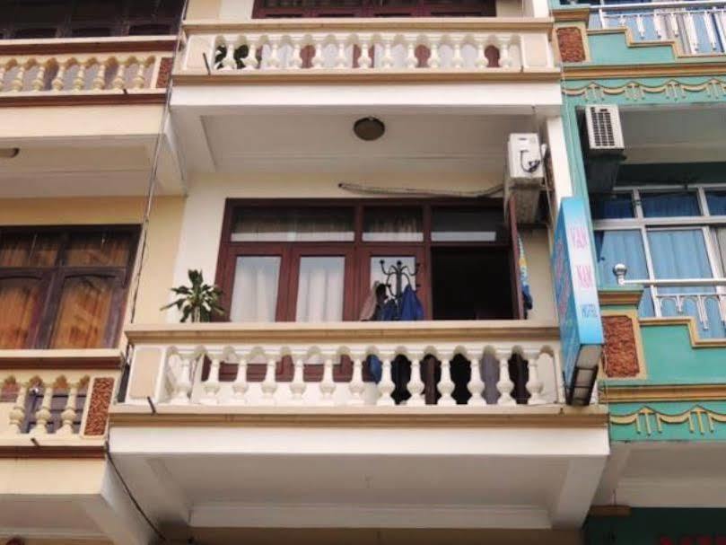 Van Nam Hotel Ha Long Exterior foto